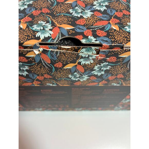 Scented candle duftkerzen set of 12 votives in lovely metal lidded pots New - Picture 6 of 6